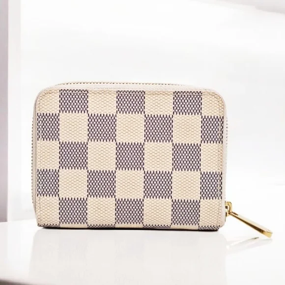 ✨️Authentic Louis Vuitton Zippy Small Damier Azur - Picture 11 of 13